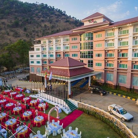 Royal Taunggyi Hotel Exterior photo