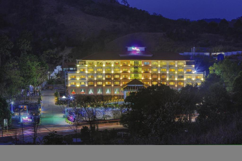 Royal Taunggyi Hotel Exterior photo