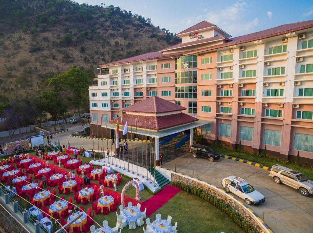 Royal Taunggyi Hotel Exterior photo