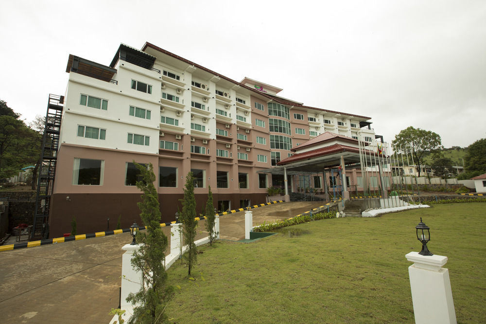 Royal Taunggyi Hotel Exterior photo