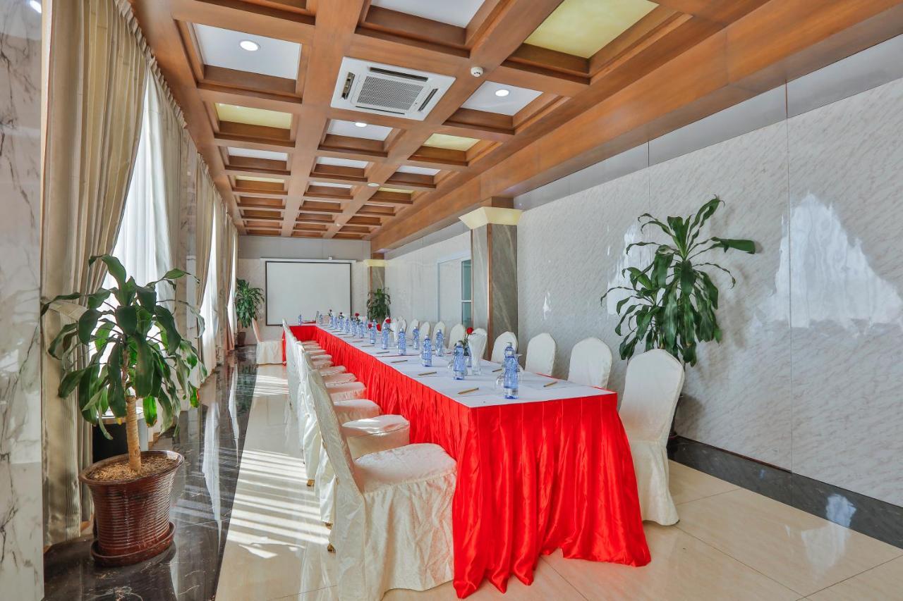 Royal Taunggyi Hotel Exterior photo
